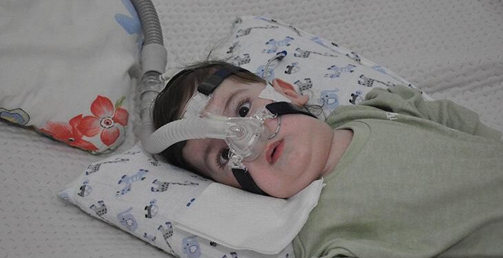 35 milyon lira toplandı! SMA’lı Yunus bebek Almanya’ya gidecek