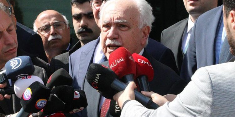 Doğu Perinçek, cumhurbaşkanı adaylığı için YSK’ya başvurdu