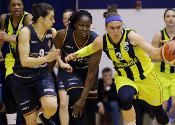 Fenerbahçe şampiyonluk kapısını araladı!