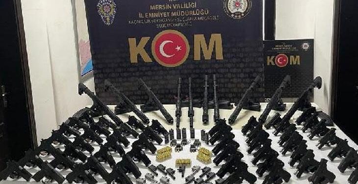 Mersin’de yasa dışı silah ticareti operasyonu: 4 gözaltı