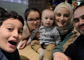 Rönesans Rezidans’ın enkazından çıkmayan 3 çocuğu ve eşi için gıyabi cenaze namazı