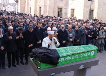 Tedavi gördüğü hastanede hayatını kaybeden SP İl Başkanı toprağa verildi
