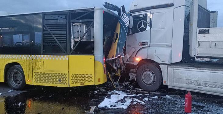 TEM’deki kazadan acı haber geldi: 2 kişi hayatını kaybetti