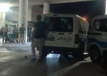 Kavgayı ayırmaya çalıştı hayatını kaybetti! Hastane acil servisi karıştı