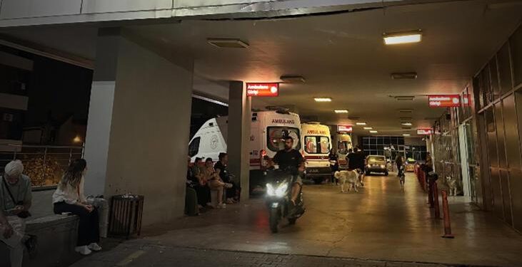 Satırlı dehşet! ‘Beni uzaylılara öldürtecek’ dedi annesine saldırdı