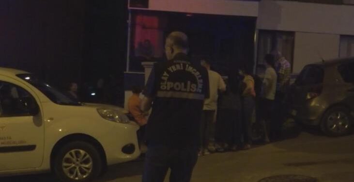 Zili çaldılar açan olmadı! Kötü koku korkunç gerçeği ortaya çıkardı