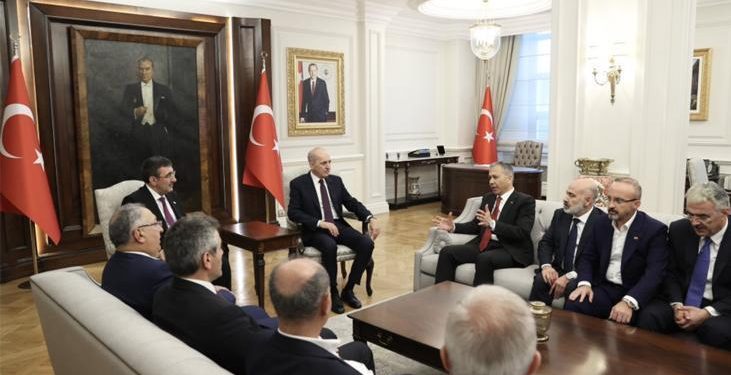 TBMM Başkanı Kurtulmuş, Bakan Yerlikaya’yı ziyaret etti
