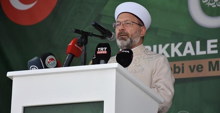 Ali Erbaş: Çocuklarımızı, Kur’an-ı Kerim’e göre yetiştirmemiz lazım